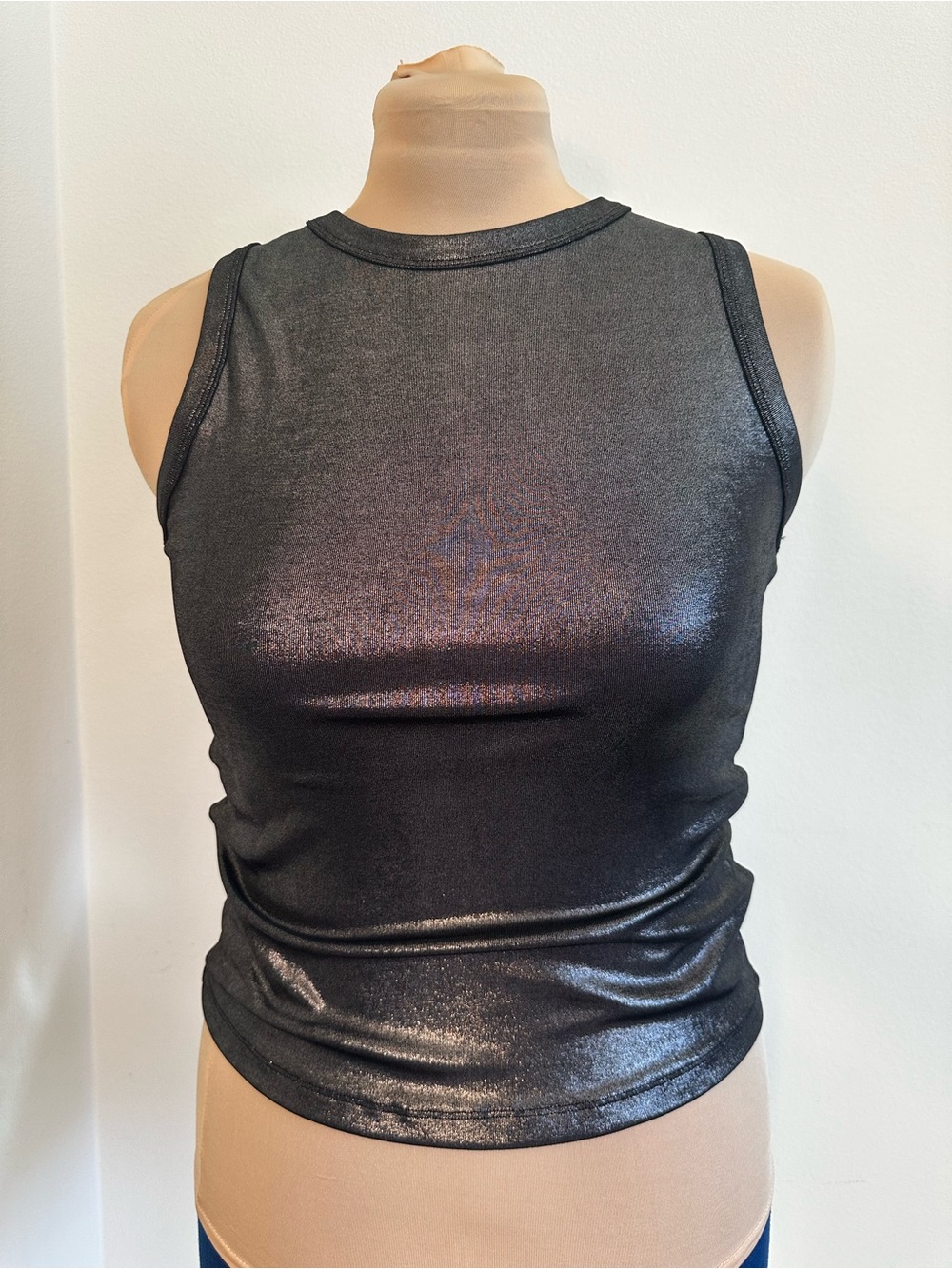Sleek Metallic Black Sleeveless Tank Top Wedding Guest Party Night Life Club - Picture 2 of 7